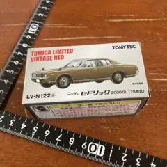 新品】TOMICALIMITEDVINTAGENEO ニッサンフェアレディ - メルカリ