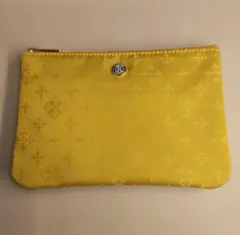 【新品】russet(ラシット)フラットポーチ　イエローのサムネイル