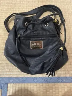 OZOC ブラック 巾着型 ショルダーバッグ　もういっちょお値下げしました！
