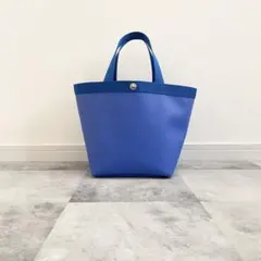 ハンドメイド舟形トートMブルー裏地ブラックボタンシルバー