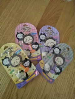 ちいかわ　ロリポップチョコ　チャームみんなで黒猫　4個