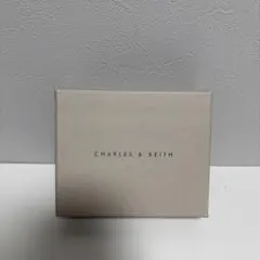 CHARLES & KEITH ブラックショルダーバッグ