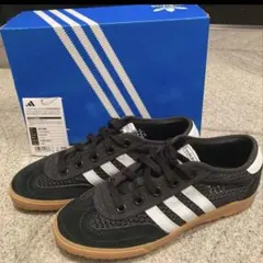 Item thumbnail for item d69b2129-fac0-4d9c-a5aa-00185e581343