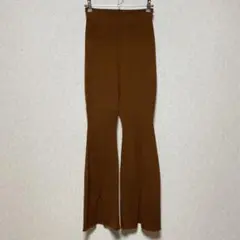 マメクロゴウチ×ユニクロ　ニットパンツのサムネイル
