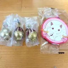 まどマギ　巴マミ　佐倉杏子　キュゥべえ　めじるしアクセサリー　ラバーキーホルダー