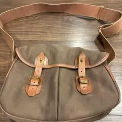 OUTl様専用 quality gunslips ベージュ ショルダーバッグ - メルカリ