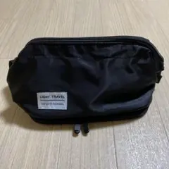 トラベルポーチ