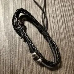 2*9様 【511】新品 アメカジ 黒いレザー調 ブレスレット 編み込みデザイン