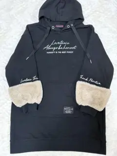 フリース袖付き黒パーカー