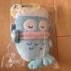 寝ているキャラクター ぬいぐるみ