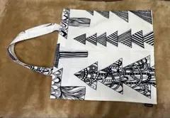 マリメッコmarimekko★ エコバッグ KUUSIKOSSA クーシコッサ