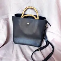 レガートラルゴ　バンブーハンドル2WAYショルダーバッグ 黒 上品 ゴールド金具