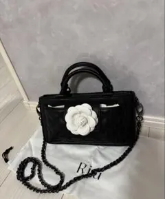 新品未使用】riu Rose phone bag バッグ - メルカリ