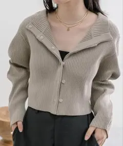 【美品】mystic ハイネックショートカーディガン　ベージュ