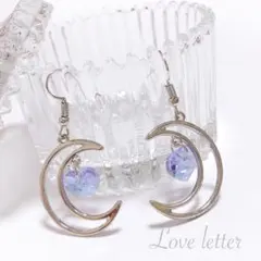 No.566 シルバームーンストーンピアス 韓国 月 セーラームーン 地雷