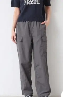【新品】デッサン　カーゴパンツのサムネイル