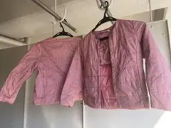 ユニクロ　ライトダウン　2着セット両方120 センチ　淡いピンク色　収納可