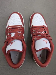 Nike Air Jordan 1 ローカット ホワイト/レッド