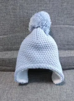 ライトブルー ポンポン付き ニット帽　キッズ　ベビー