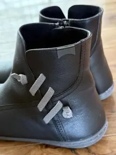 Item thumbnail for item a538ba84-f59d-4e6c-94cb-f6c38e96706c