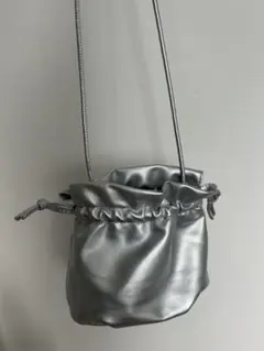巾着型 ショルダーバッグ シルバー ミニバッグ