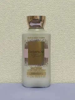 Champagne Toast ボディローション 236mLのサムネイル