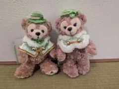 【新品タグ付き】ディズニー ダッフィー シェリーメイ ぬいぐるみバッジ