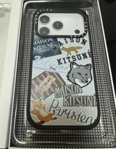 完売品MAISON KITSUNÉ casetify iPhone17 proのサムネイル