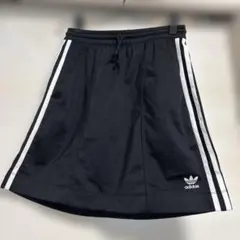り*マ様 美品✨ adidas ミニスカート
