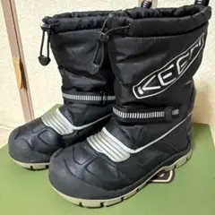KEEN スノートロール　黒