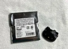 ぷっくりったいバッジ　ハローキティ