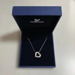 Swarovski ハート型 ネックレス