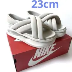 NIKE Air Max Isla アイラ23cm ベージュ 新品のサムネイル