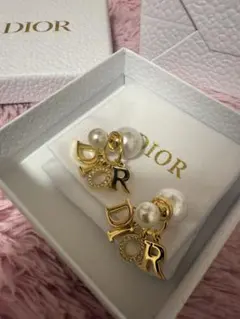 Dior ゴールドメッキ パール ピアスTribales