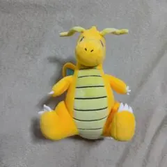 ポケモン　カイリュー　ぬいぐるみのサムネイル