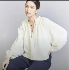 BEAUTY&YOUTH バルーン袖 トップス　ホワイト　フリーサイズ
