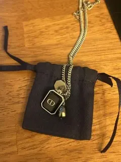 タイムセールDIOR シルバー チャーム付き ネックレス