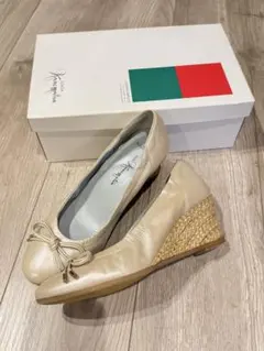 23.5cm GINZA Kanematsu ウェッジソールパンプス　晴雨兼用のサムネイル