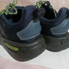 【adidas】アディダスメンズ　スニーカー　ネイビー　26cm