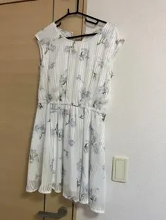 AS KNOW AS 花柄ノースリーブワンピース ひざ丈