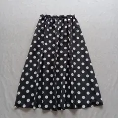 《美品★》To b by agnesb アニエスベー　水玉　ロングスカートのサムネイル