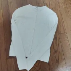 ユニクロ　ケーブルクルーネックカーディガン