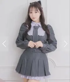 pium ネクタイ付きプリーツ半袖セットアップ - メルカリ