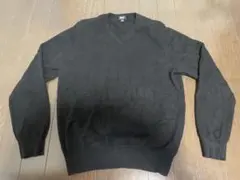 UNIQLO ブラック Vネックセーター M