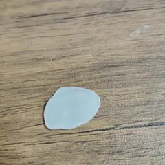 白いルースストーン 不規則な形