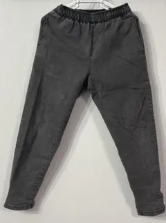 GU ダークグレー　キッズパンツ　150