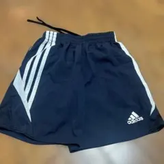 adidas ハーフパンツ