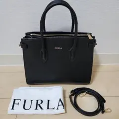 フルラ　FURLA ハンドバッグ　トートバッグ　ショルダーバックのサムネイル
