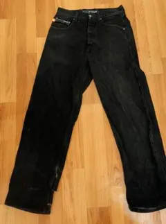 Item thumbnail for item e9e119a0-7403-4f38-9457-1aff3a935d8d