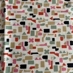 幾何学模様の綿生地　はぎれ